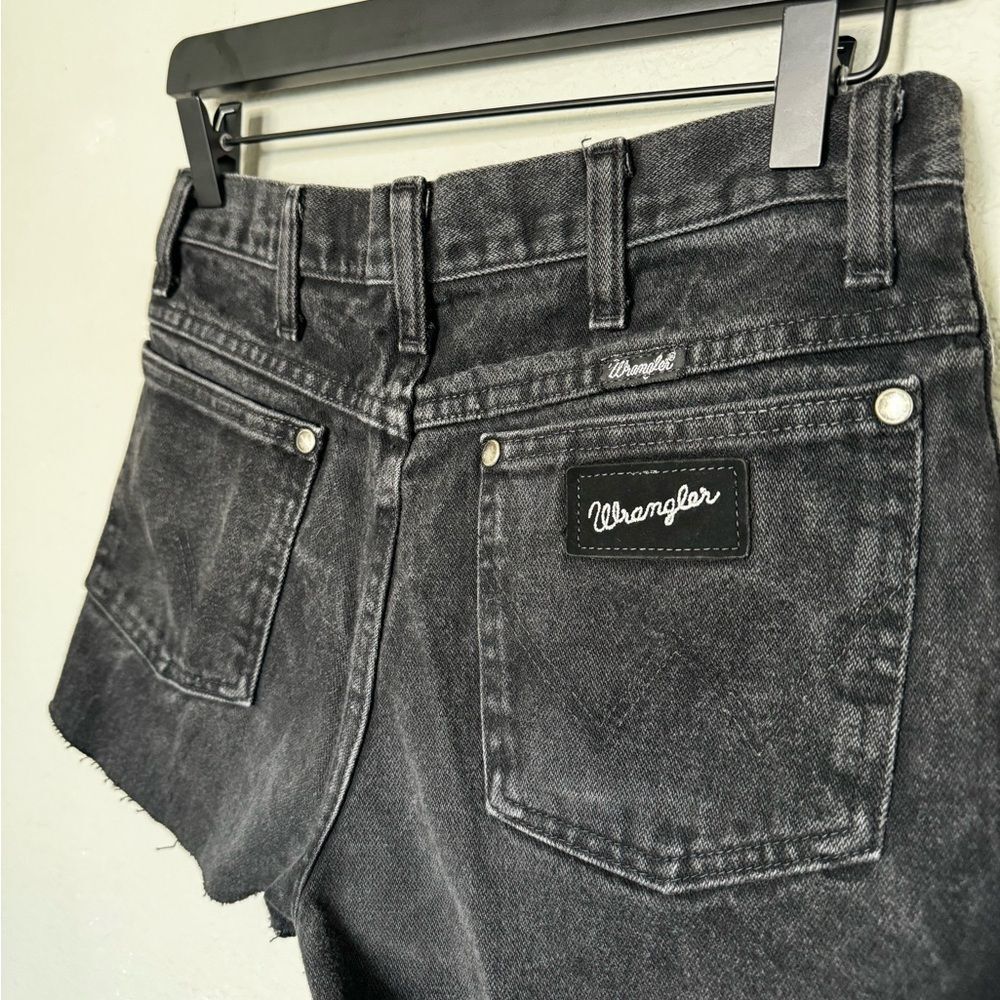 Silver Wrangler label Black cut off denim shorts
